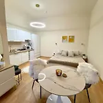 Csendes Stúdió Veszprém Mellett Apartamento *